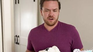 Stepsisters Valentines Day Free Use Gift - S7:E1