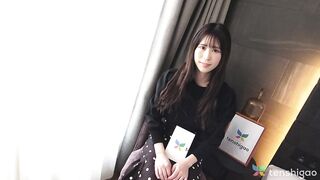 Bikini Model Hitomi Kanzaki's Adult Modeling Debut