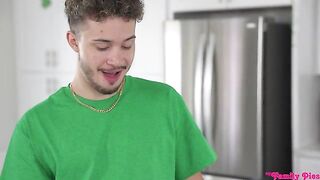 Apollo Banks Fucks Stepsis Braylin Through St. Pattys Glory Hole Misfortune - S28:E6