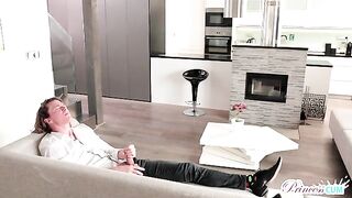 Stepdad Needs A Helping Hand - S9:E5