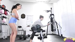 Jane Wilde proves stamina to Bruce Venture in intense S2E8 workout