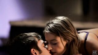 Addicted To Love - S4:E24