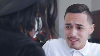 Juan's StepMom's Witchy Halloween Surprise - S4:E4