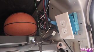 Scarlet's Van Tour Escapade - S6:E4