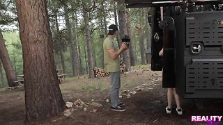 Scarlet's Van Tour Escapade - S6:E4