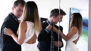 Sun Kissed Beauty - S14:E21