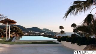 Trophy Wife Honour Fucks Groundskeeper While Hubby's Away