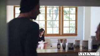 Jade Nile Roommate Sharing Her Boyfriend's Dick