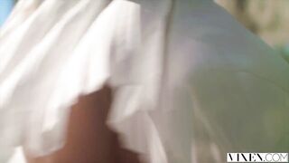 Kenna James Fucks Her Hometown Lover Passionately