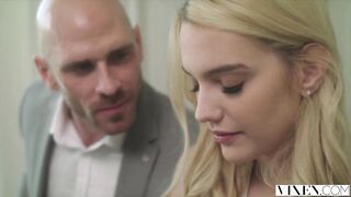 Kenna James Fucks Her Hometown Lover Passionately