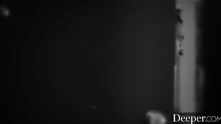 Twin Blondes Riley & Elsa's Intimate Threesome with Body Double