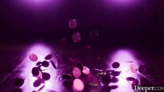 MILF Medusa's Wild Squirting Session Over His Throbbing Cock