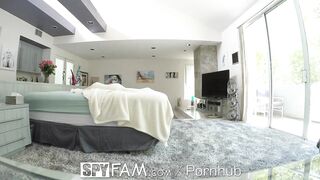 SPYFAM Step Sister Slithers Into Step Bro Bedroom