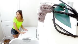 SPYFAM Big Dick Stepdad Seduces Curious Stepdaughter