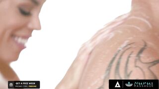 Pervert Client Destroys Slutty Luna Star's Pussy With His Fingers In The Shower