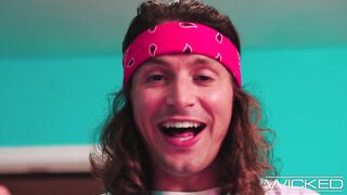 JEWELZ BLU TRIES VR & Gets Fucked Doggystyle FOR REAL