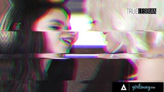 Scrapbooking Besties Emma Hix & Adria Rae's Chemistry Leads To Passionate Rough Fingering