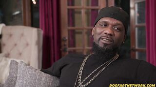 Delivery Man Makes Busy Babe Pussy Purr - Adira Allure - DogfartNetwork