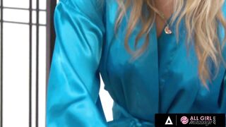 Naturally Stacked French Anissa Kate Discovers The Benefits Of American Massage