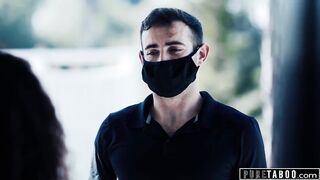 Cheating Scarlit Scandal Lets the Delivery Guy In During Pandemic