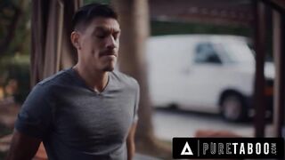 Jewelz Blu Gets Back At Cheating Fuckboy By Fucking One Of His Relatives!