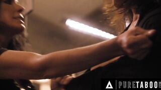 Reagan Foxx's Doppelganger Shay Sights Found Her & Is Ready To WRECK Her Step-Family