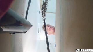 Penny the Realtor Fucks Client to Seal the Deal