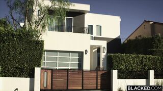 Paige's LA Getaway: Teen Vixen Fucks BBC Secretly at Friend's Place