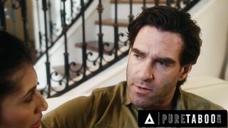 Cunning Delivery Guy Becomes Petite Penelope Woods's Stepfather For Her Virginity