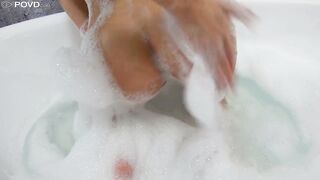 Hostel Roommate: Silent Foreign Beauty Fucks English Speaker