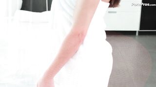 Alyssia Kent's Shower Massage with a Masseur