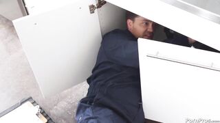 Sera Ryder and Kyle Mason entice plumber with eager pussies while he fixes sink