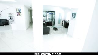 Bailey Brooke Teaches Stepbro To Make Ex Jealous With Blowjob