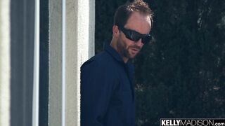 Exterminator Fucks Away My Bug Problem