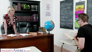 Professor Dee Williams Educates Shy Student in Bed