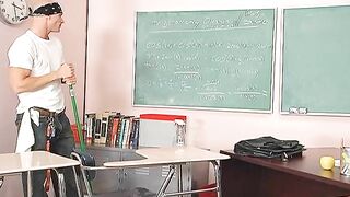 India Summer fucking in the desk with her bubble butt