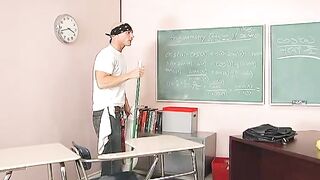 India Summer fucking in the desk with her bubble butt