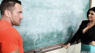 Romi Rain fucking in the floor with her tits