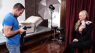 Stranger Phoenix Marie fucking in the chair with her tattoos