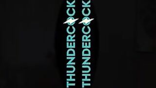 Masseuse babes Electra Rayne, Eliza Eves, & Skylar Snow surprise a patron with a happy ending