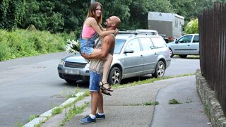 Ginger Fox on Knees: Wet BJ & Bareback Ride - S10:E2