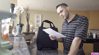 Love Letters - S1:E9