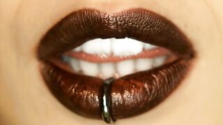 MILF Morgan Ray Demands Contractor's Pipe in Her Juicy Pussy