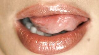 Linzee Ryder takes advantage of her friend's son