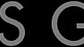 Richelle Ryan has some social media fun with her client