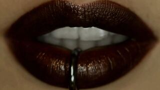 Busty Latina Sadie Pop needs more than finger's in her pussy