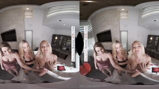 Cum visit The Big Tits Bar