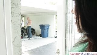 Jaclyn Taylor fucking in the kitchen with her tits