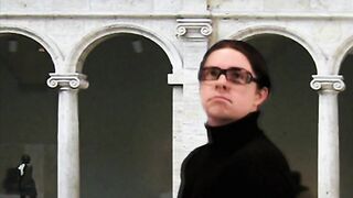 Blonde Brooke Haven takes it in the ass