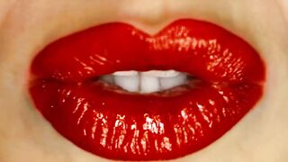 Lonely housewife Brittany Andrews takes a cock from stepson